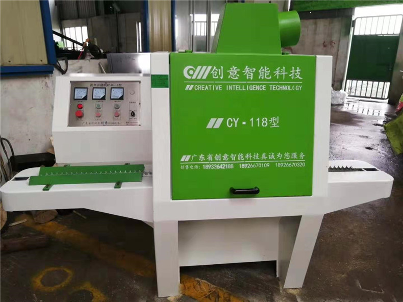 118型圓木多片鋸適合加工4~11CM的小圓木，又叫“樹尾機”